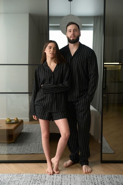Парна піжама комплектом жіноча з шортами чоловіча Family Look льон чорна 03620262 фото