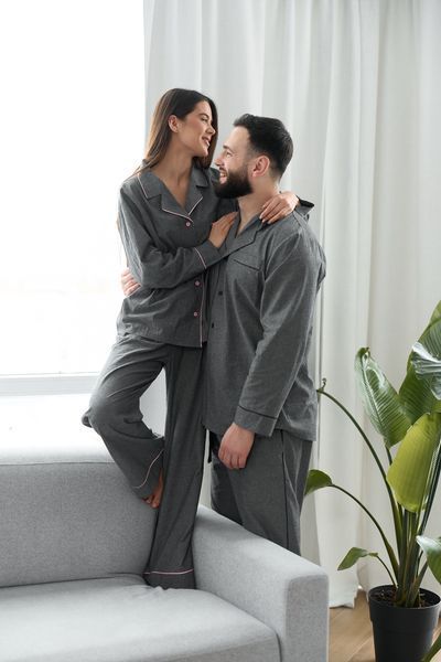 Парна піжама комплектом жіноча чоловіча Family Look варена бавовна з кантом графіт 454242 фото