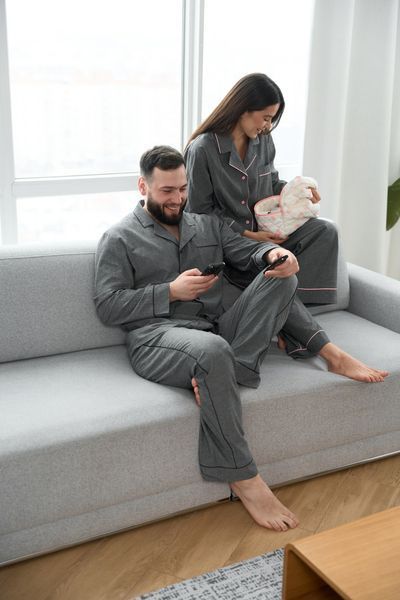 Парна піжама комплектом жіноча чоловіча Family Look варена бавовна з кантом графіт 454242 фото