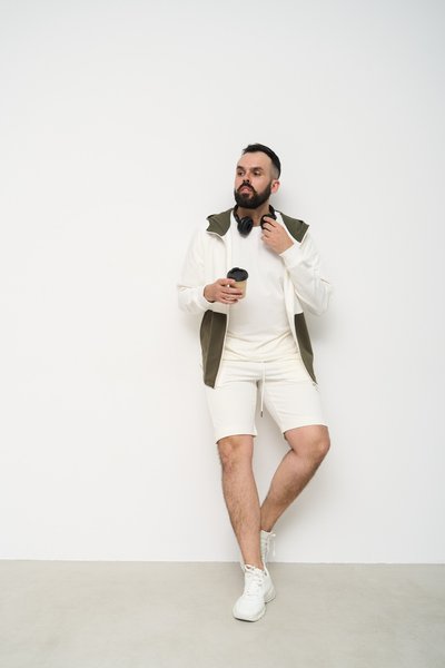 Спортивний костюм чоловічий ТРІЙКА літо SUMMER з кофтою на замку + шорти + футболка молочний хакі 2100-1 фото