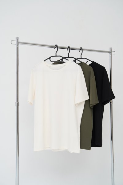 Набір футболок чоловічих COTTON BASIC 3 шт (молочна, хакі, чорна) 5003-2 фото