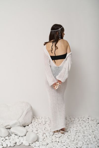 Комплект купальник женский сплошной ROSE черный + парео вязаное FOAM белое 003161 фото